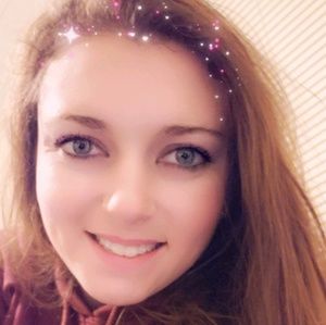 Meet your Posher, Gia